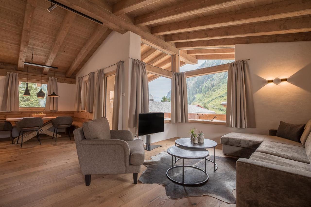 Das Chaletdorf - Pitztal Sankt Leonhard im Pitztal Exterior photo